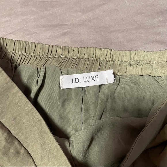 J.D. Luxe Green Satin Pants - Picture 4 of 7